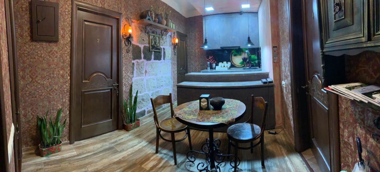 Studio Boutique Hotel At Cascade Єреван Екстер'єр фото