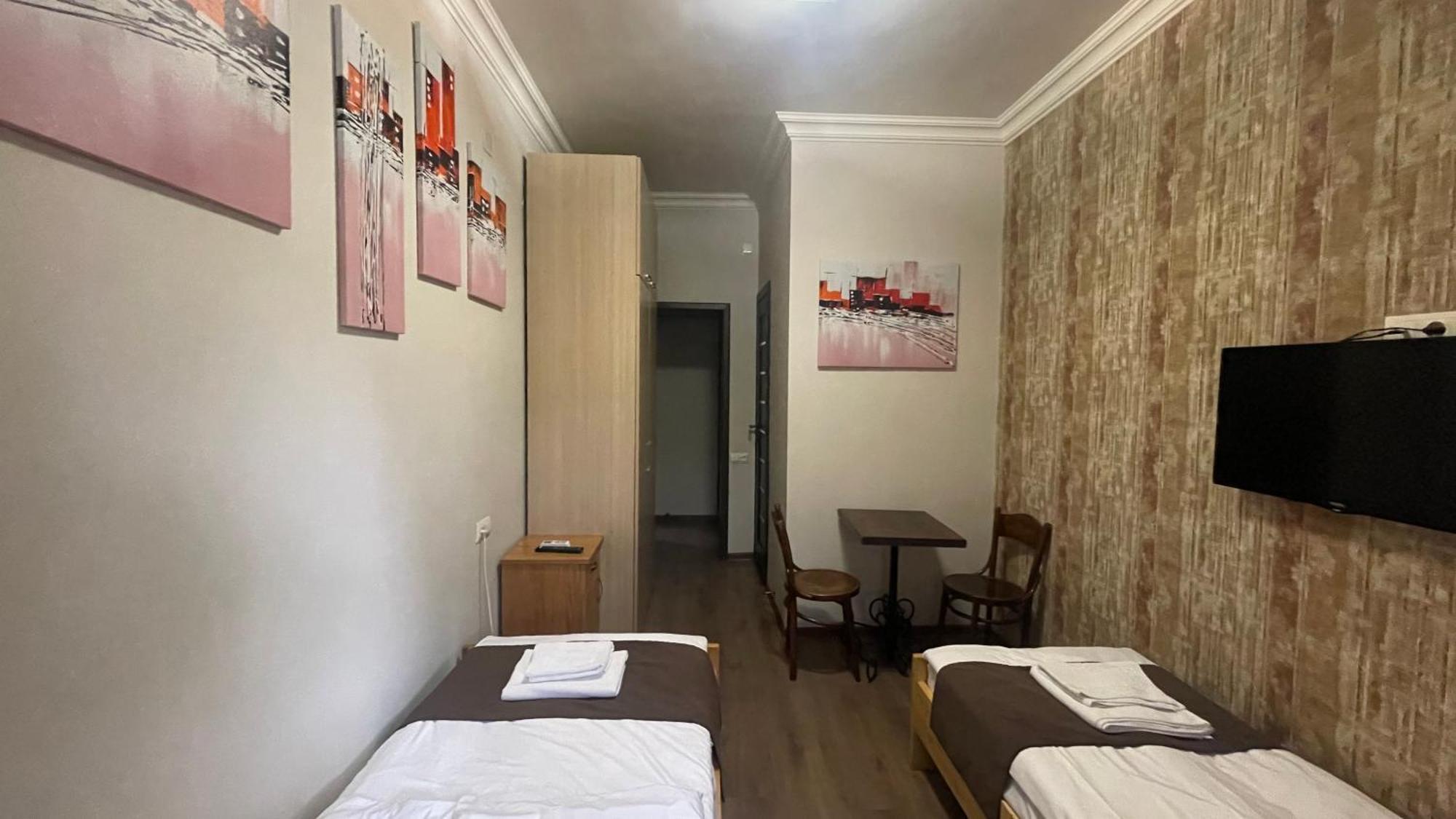 Studio Boutique Hotel At Cascade Єреван Екстер'єр фото