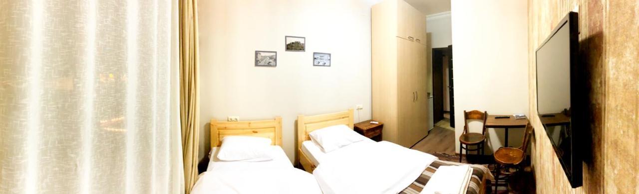 Studio Boutique Hotel At Cascade Єреван Екстер'єр фото